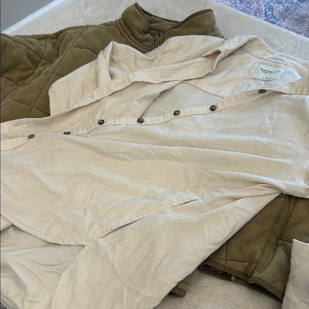 Abercrombie & Fitch Cream Shirt - Picture 3 of 5